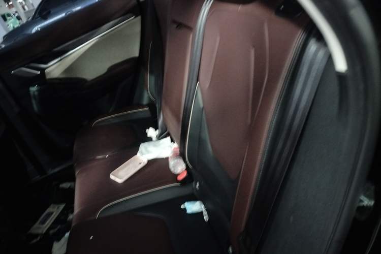 Used SOL QX 2021 300T DCT Prestige Smart Connectivity Version Left Rear Seat