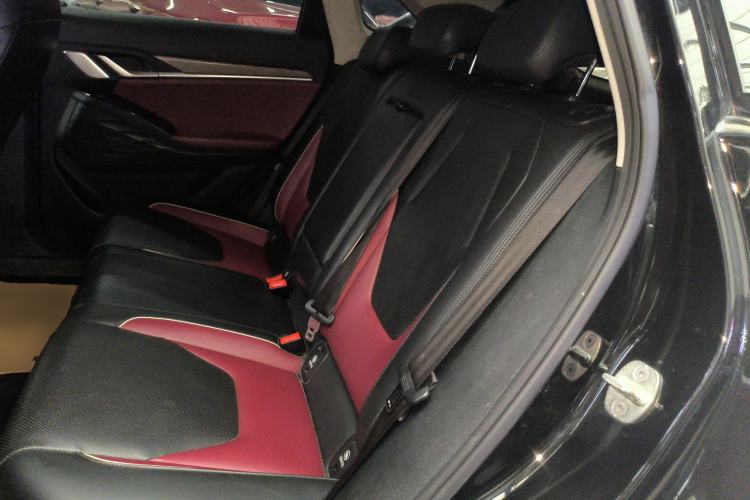 Used SOL QX 2021 300T DCT Luxury Smart Connectivity Version Left Rear Seat