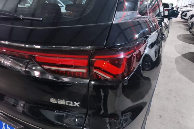 Used SOL QX 2021 300T DCT Deluxe Smart Connectivity Version Right Rear Taillight