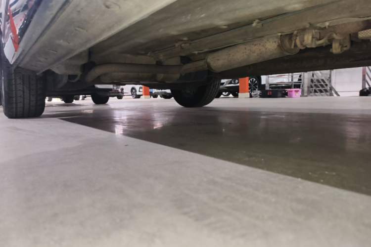 Used SOL QX 2021 300T DCT Deluxe Smart Connectivity Version Right Side Sill