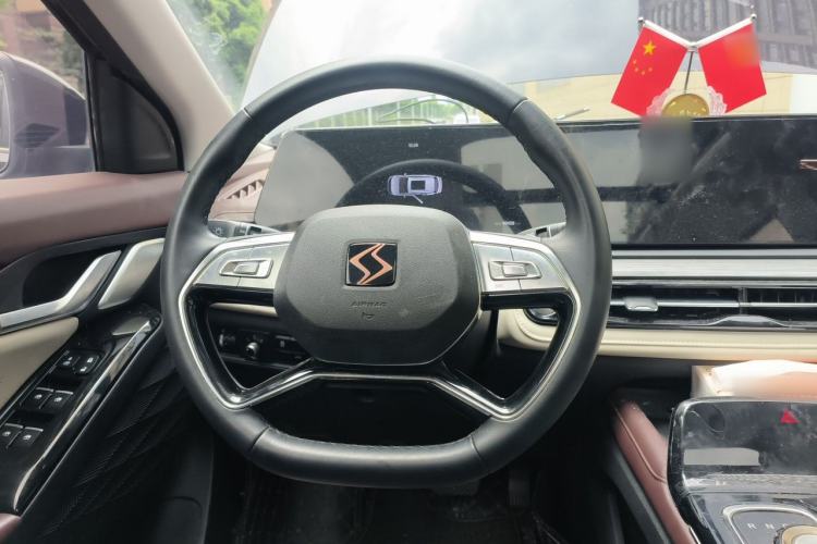Used SOL QX 2021 300T DCT Prestige Smart Connectivity Version Steering Wheel
