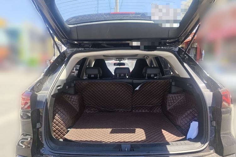 Used SOL QX 2021 300T DCT Prestige Smart Connectivity Version Trunk