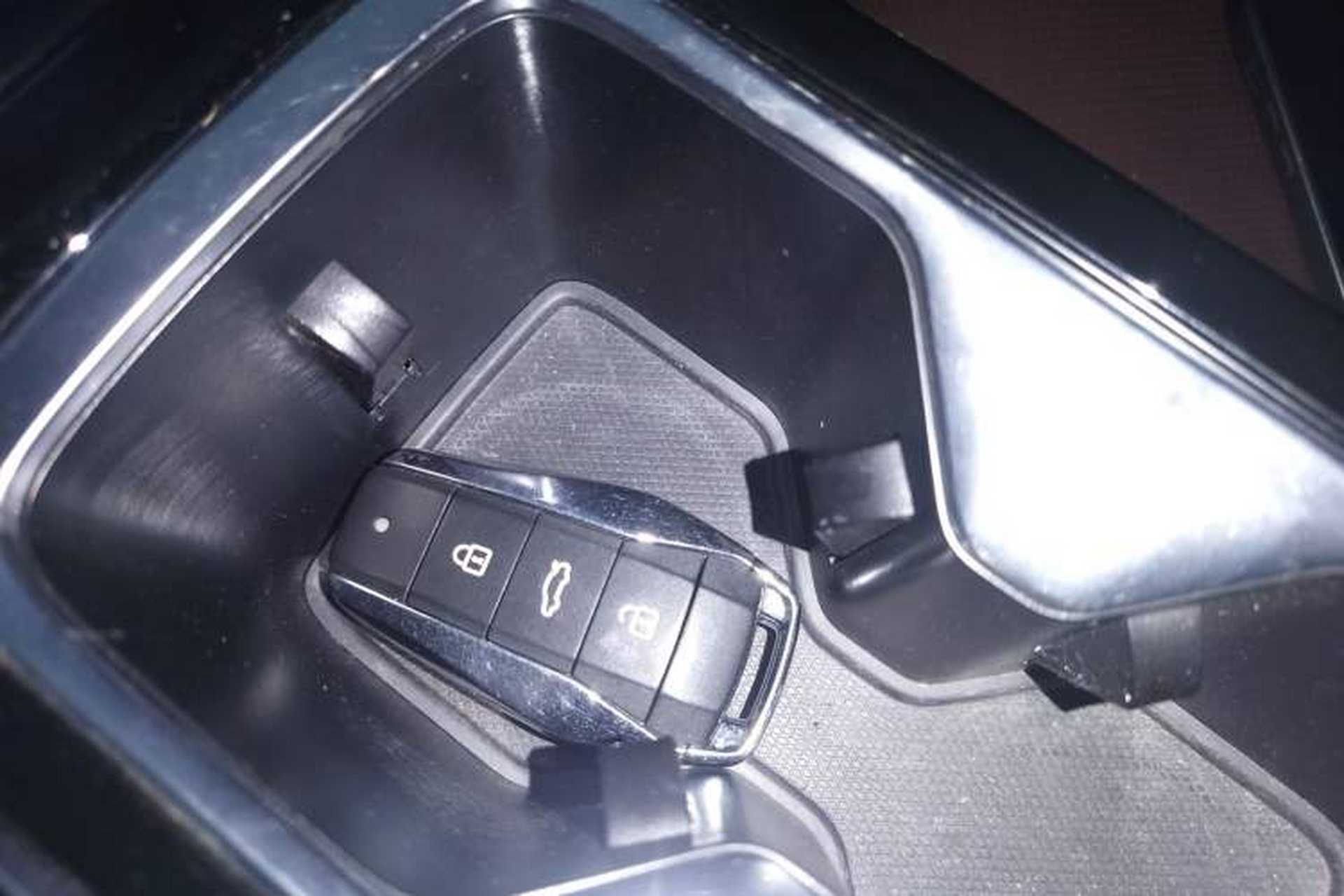 Used SOL QX 2021 300T DCT Prestige Smart Connectivity Version Vehicle Key