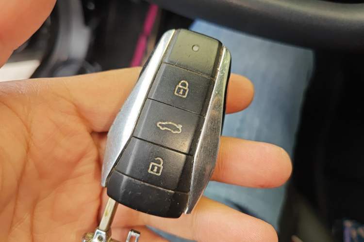 Used SOL QX 2021 300T DCT Prestige Smart Connectivity Version Vehicle Key