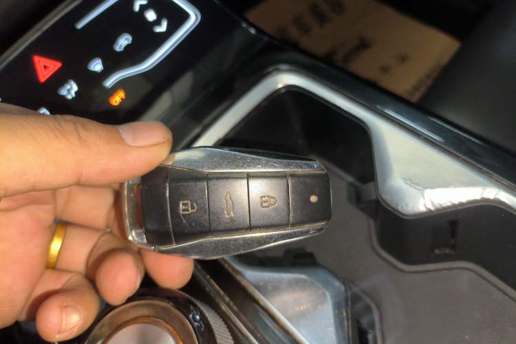 Used SOL QX 2021 300T DCT Luxury Smart Connectivity Version Vehicle Key