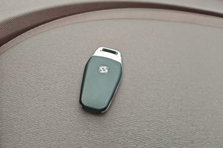 Used SOL QX 2021 300T DCT Prestige Smart Connectivity Version Vehicle Key
