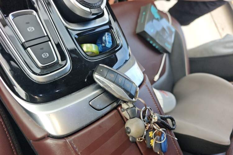 Used SOL QX 2021 300T DCT Deluxe Smart Connectivity Version Vehicle Key