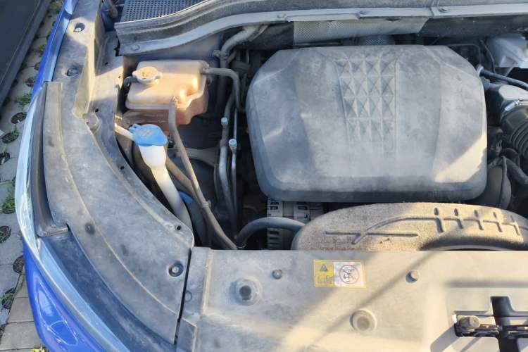 Used SOL QX 2021 300T DCT Deluxe Smart Connectivity Version Engine Bay Right