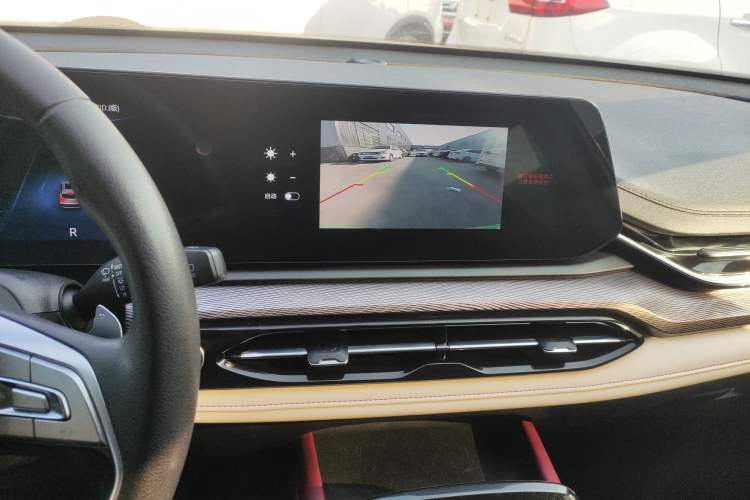 Used SOL QX 2021 300T DCT Luxury Smart Connectivity Version Audio And AC Panel