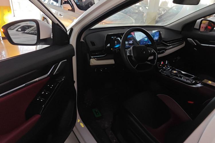 Used SOL QX 2021 300T DCT Luxury Smart Connectivity Version Driver Seat