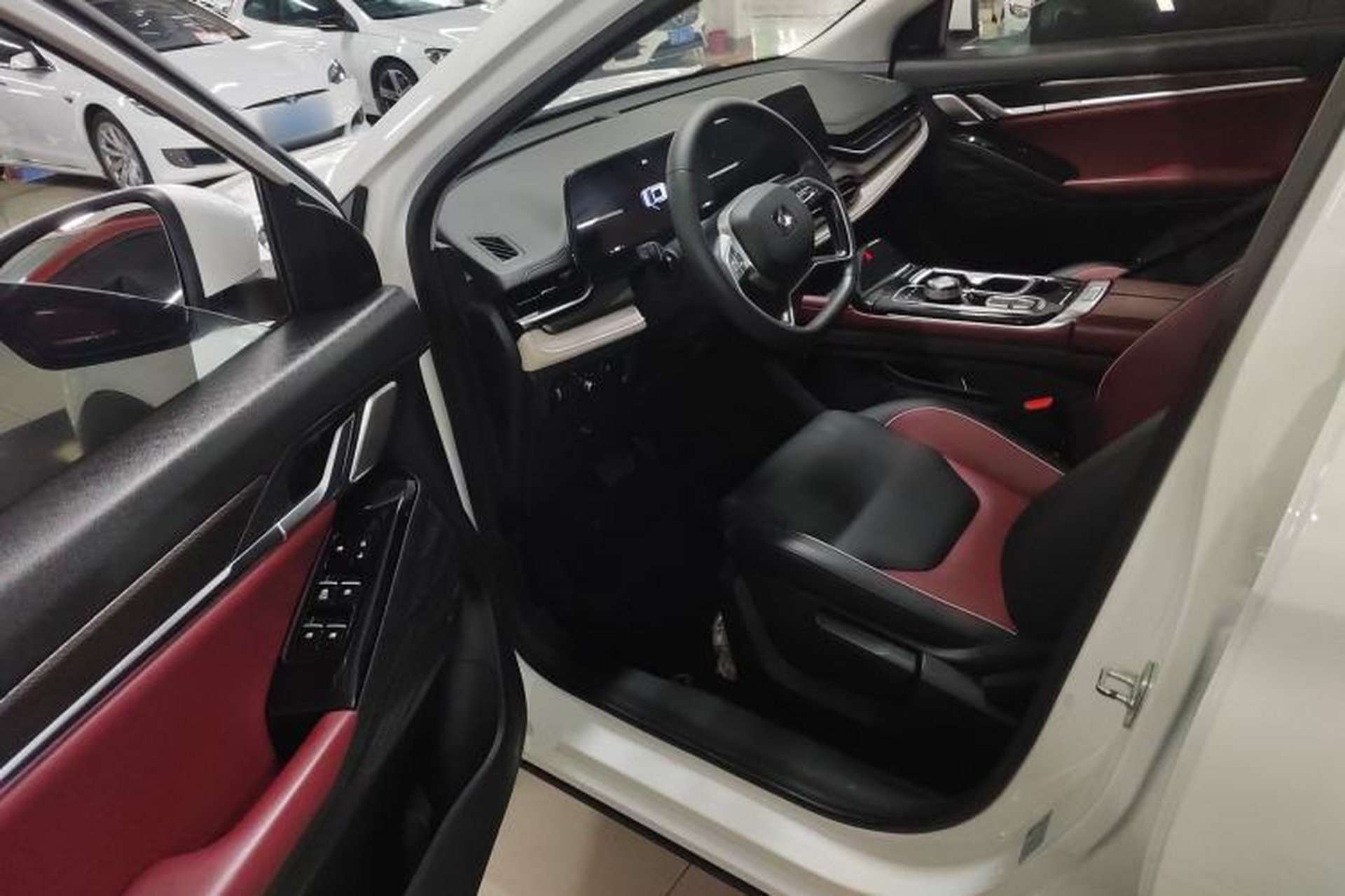Used SOL QX 2021 300T DCT Luxury Smart Connectivity Version Driver Seat