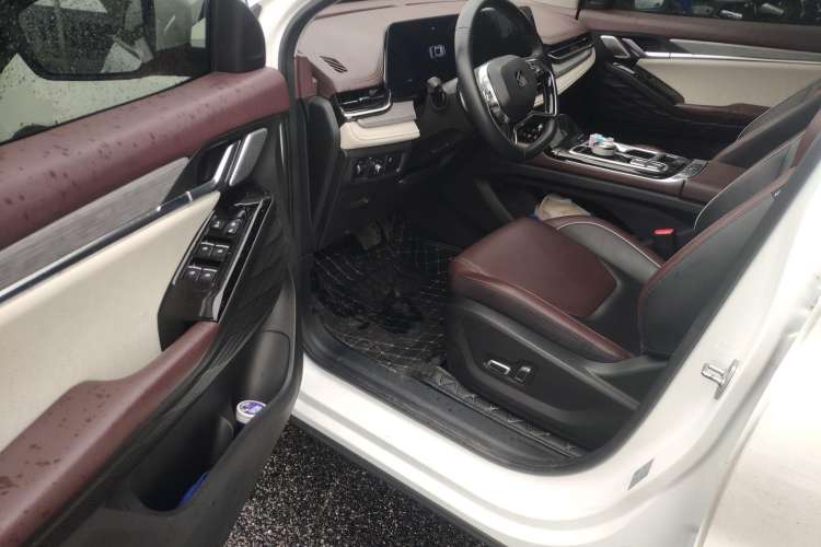 Used SOL QX 2021 300T DCT Deluxe Smart Connectivity Version Driver Seat