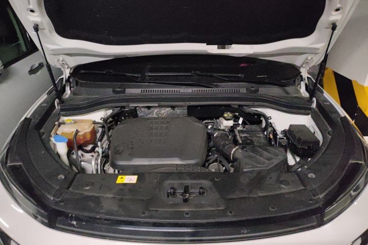 Used SOL QX 2021 300T DCT Prestige Smart Connectivity Version Engine Bay