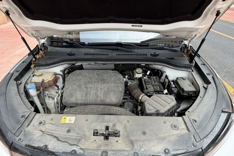 Used SOL QX 2021 300T DCT Prestige Smart Connectivity Version Engine Bay