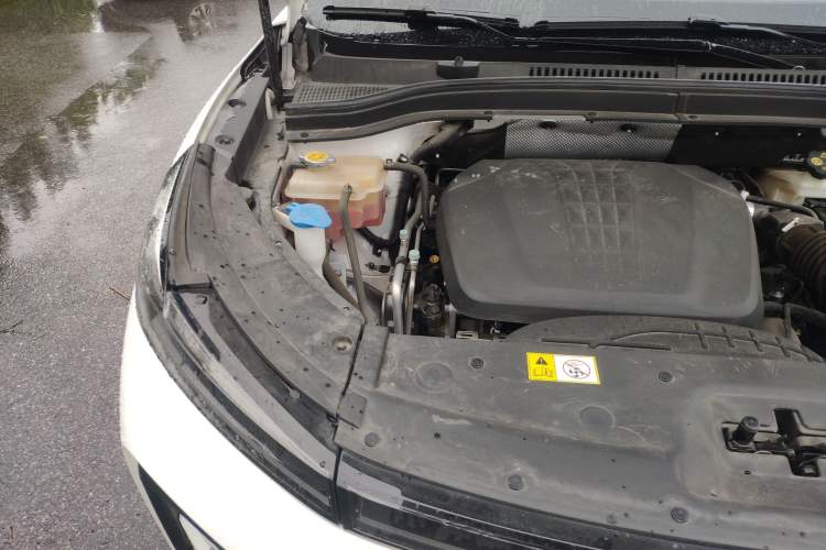 Used SOL QX 2021 300T DCT Deluxe Smart Connectivity Version Engine Bay Right