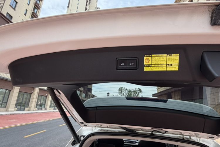 Used SOL QX 2021 300T DCT Prestige Smart Connectivity Version Exterior 11