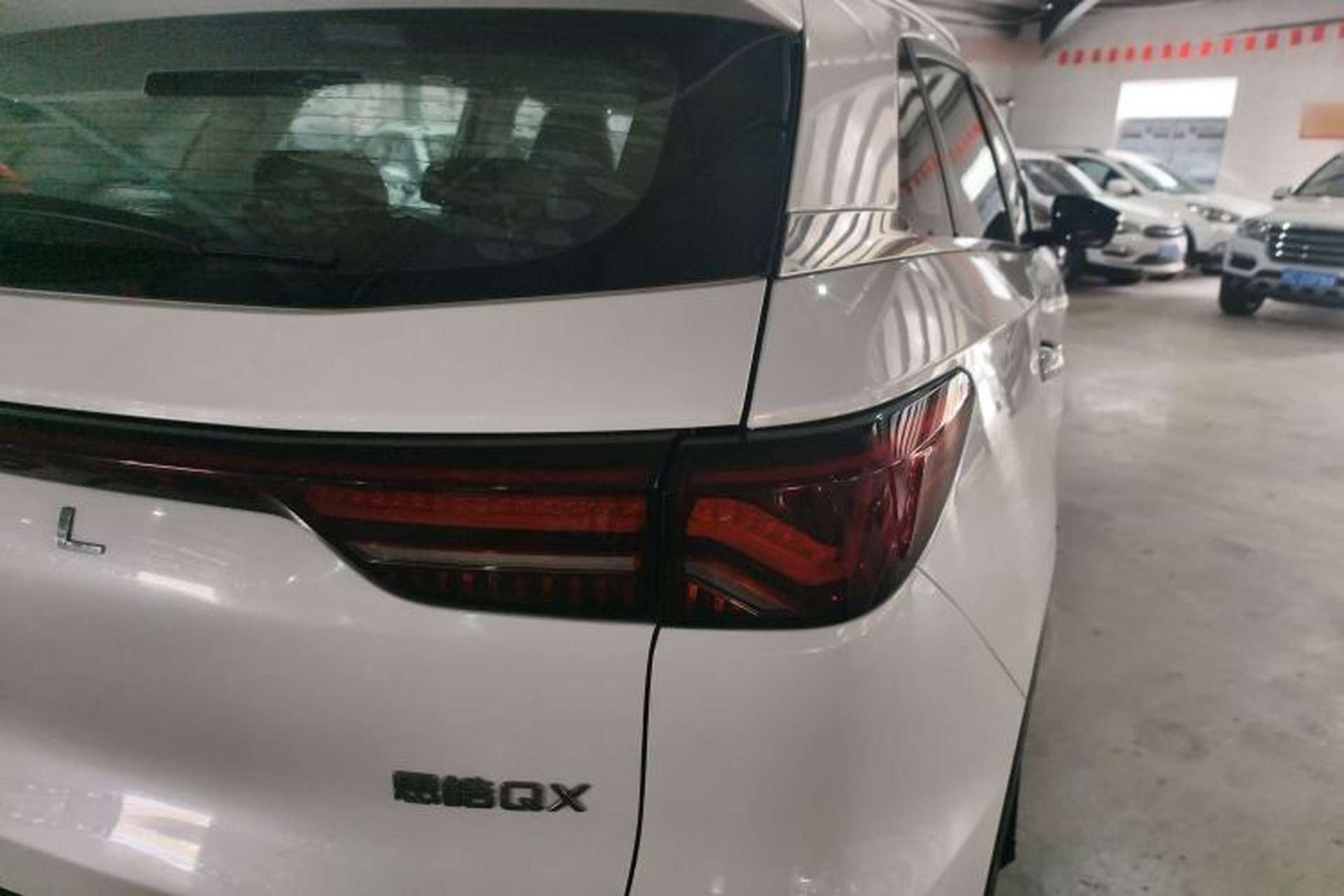 Used SOL QX 2021 300T DCT Deluxe Smart Connectivity Version Exterior 3