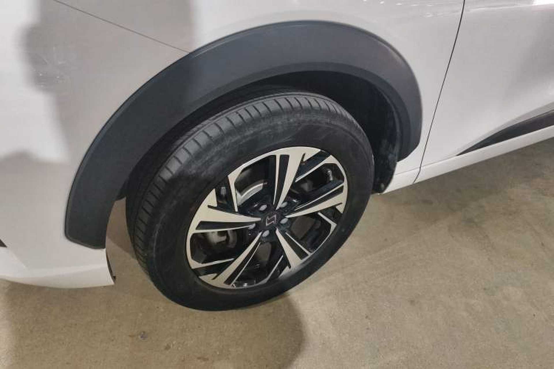 Used SOL QX 2021 300T DCT Deluxe Smart Connectivity Version Exterior 4
