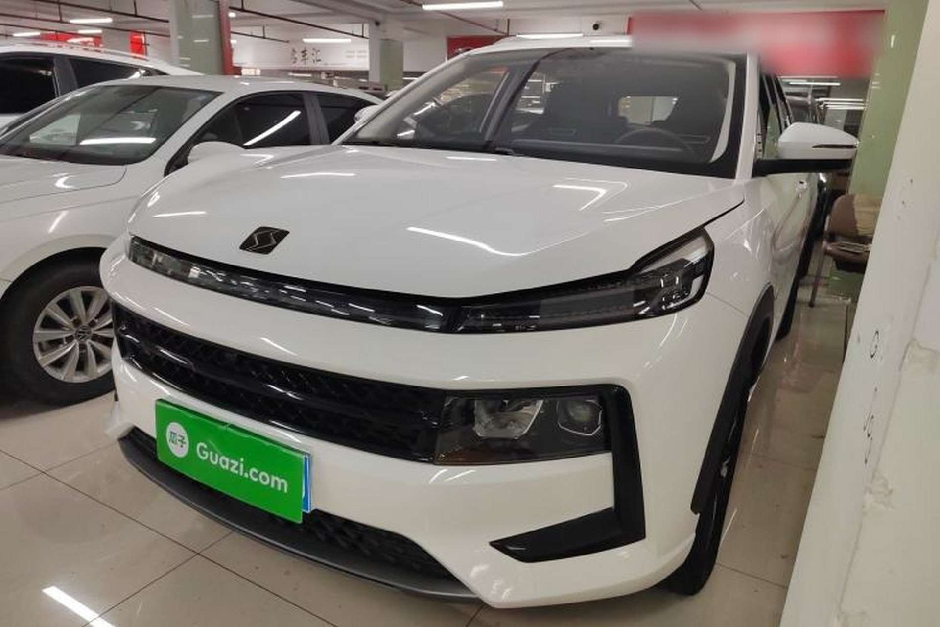 Used SOL QX 2021 300T DCT Luxury Smart Connectivity Version Front Left 45 Deg