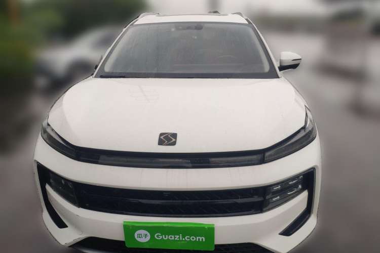 Used SOL QX 2021 300T DCT Deluxe Smart Connectivity Version Front