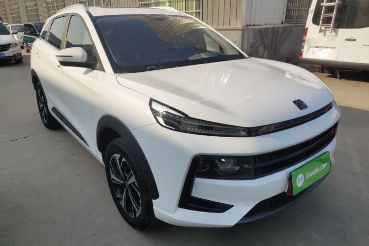 Used SOL QX 2021 300T DCT Luxury Smart Connectivity Version Front Right 45 Deg