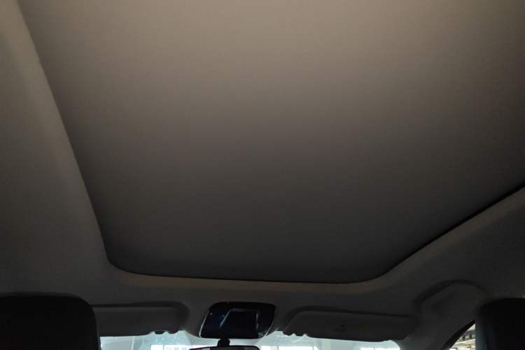 Used SOL QX 2021 300T DCT Luxury Smart Connectivity Version Headliner