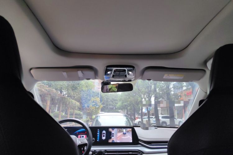 Used SOL QX 2021 300T DCT Deluxe Smart Connectivity Version Headliner
