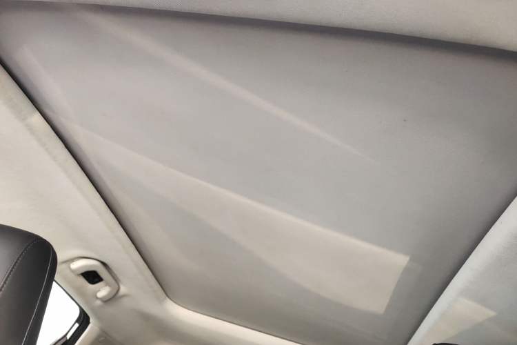 Used SOL QX 2021 300T DCT Luxury Smart Connectivity Version Headliner
