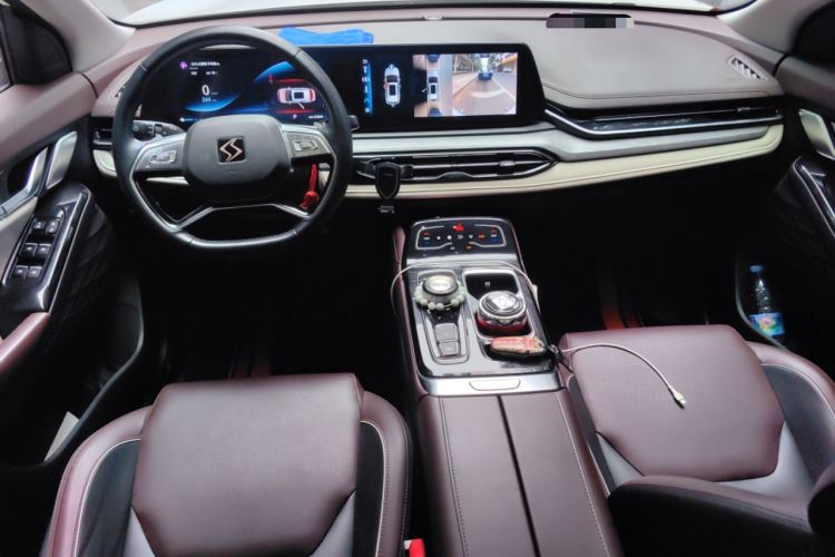 Used SOL QX 2021 300T DCT Deluxe Smart Connectivity Version Interior 2
