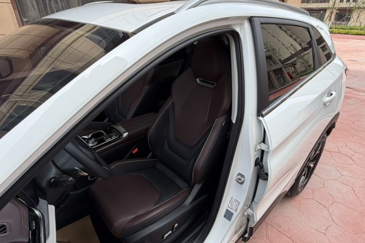 Used SOL QX 2021 300T DCT Prestige Smart Connectivity Version Interior 3