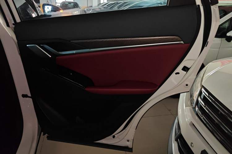 Used SOL QX 2021 300T DCT Luxury Smart Connectivity Version Interior 6