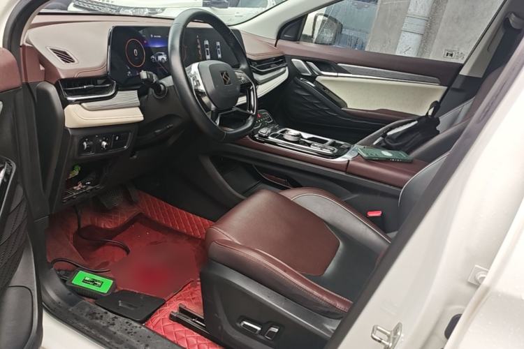 Used SOL QX 2021 300T DCT Deluxe Smart Connectivity Version Left Front Seat