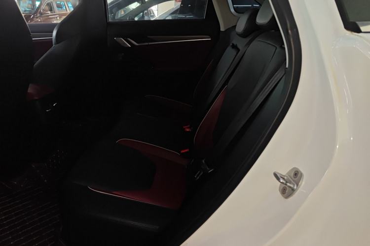 Used SOL QX 2021 300T DCT Luxury Smart Connectivity Version Left Rear Seat