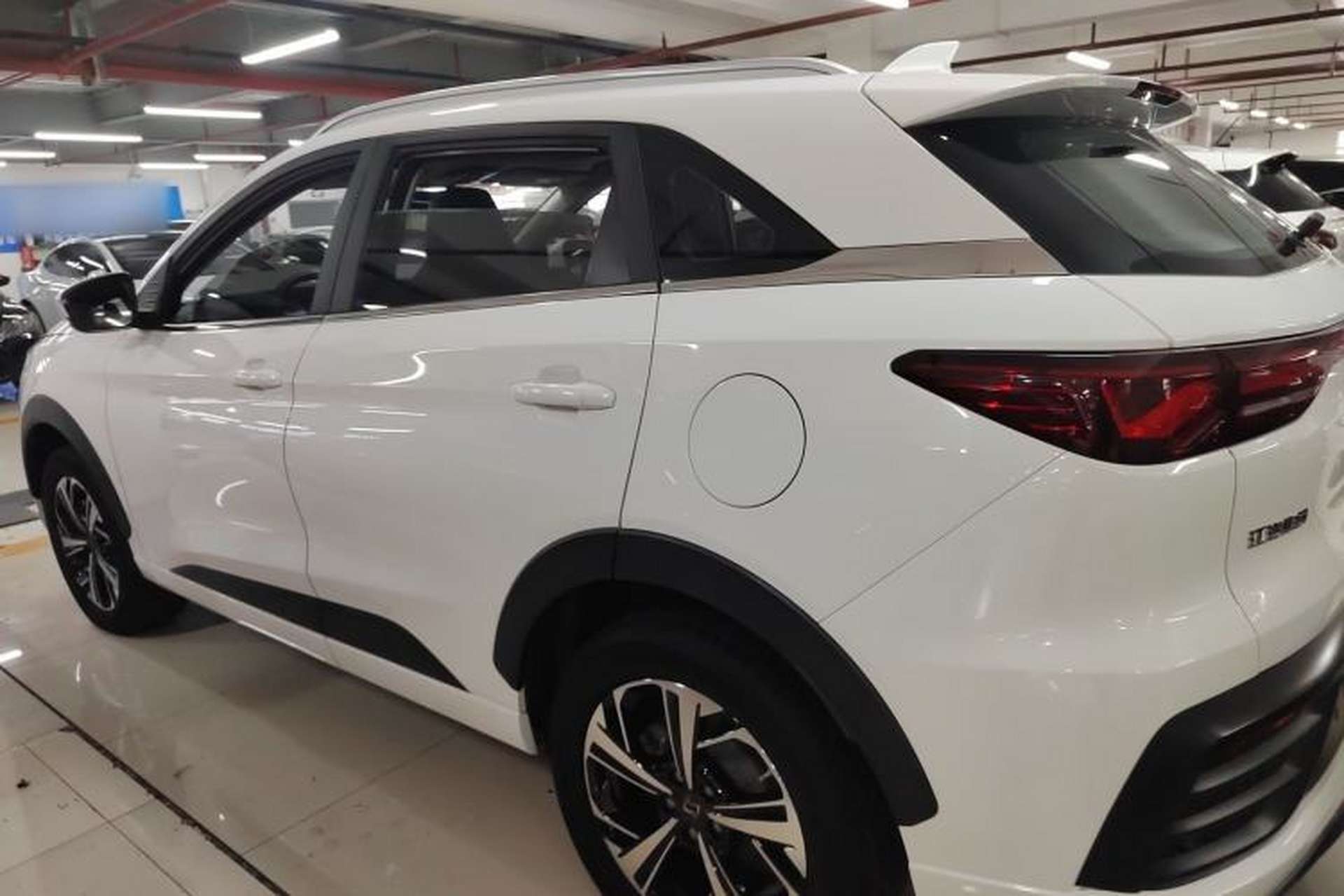 Used SOL QX 2021 300T DCT Luxury Smart Connectivity Version Left Side
