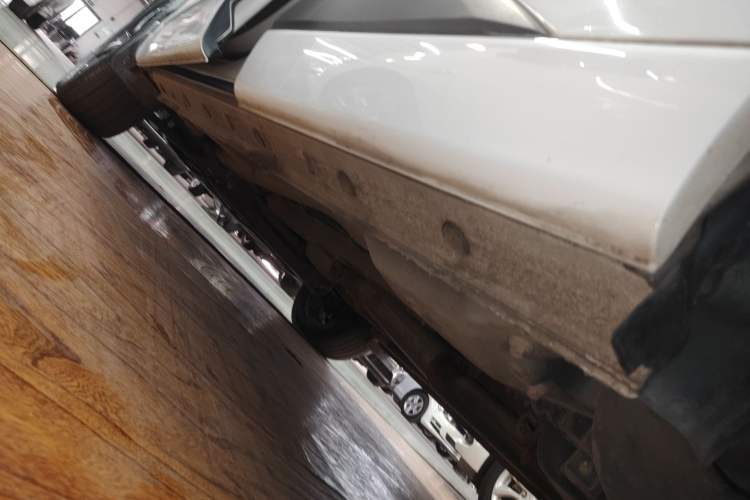 Used SOL QX 2021 300T DCT Luxury Smart Connectivity Version Left Side Sill
