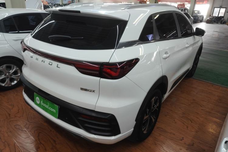 Used SOL QX 2021 300T DCT Luxury Smart Connectivity Version Rear Right 45 Deg