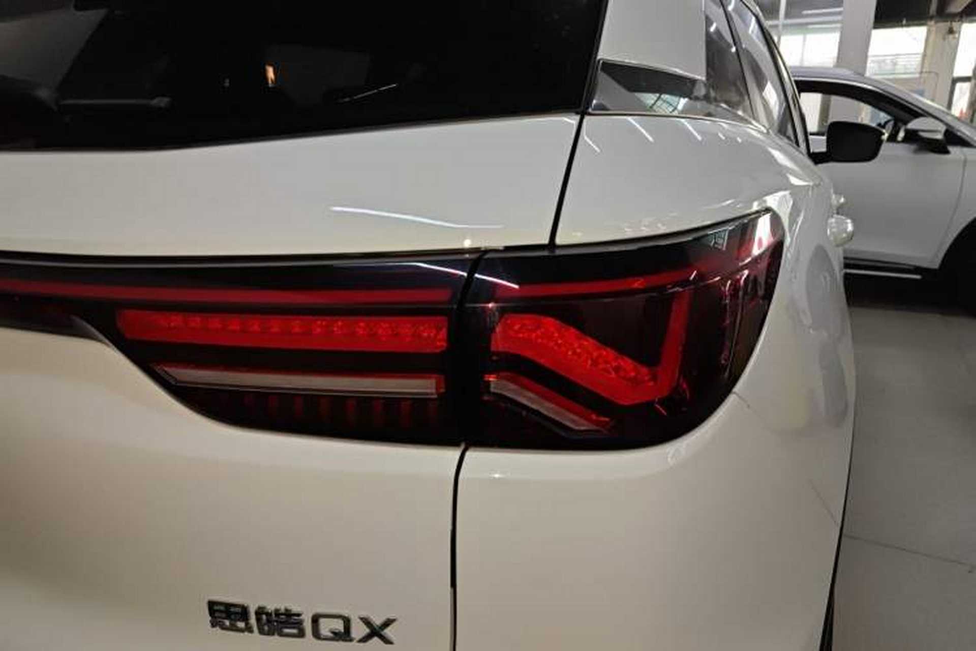 Used SOL QX 2021 300T DCT Luxury Smart Connectivity Version Right Rear Taillight