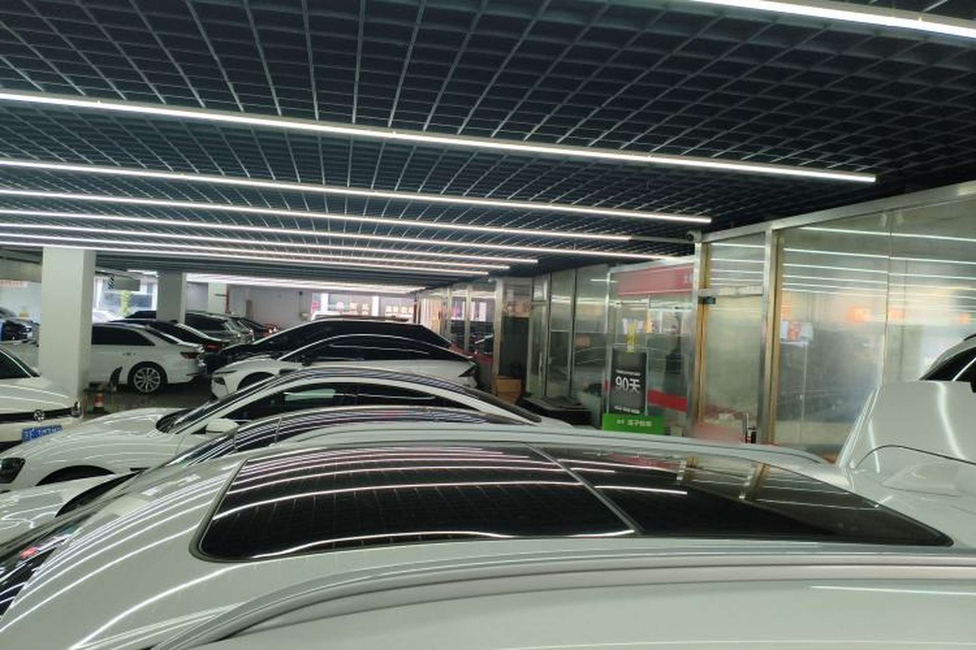 Used SOL QX 2021 300T DCT Deluxe Smart Connectivity Version Roof