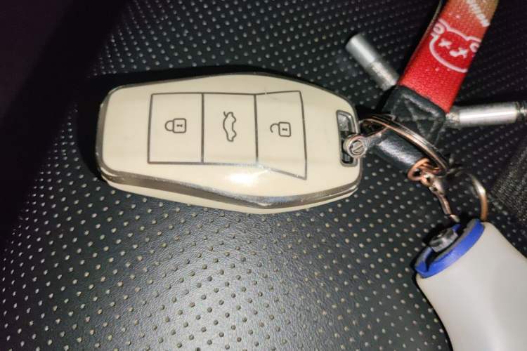 Used SOL QX 2021 300T DCT Prestige Smart Connectivity Version Vehicle Key