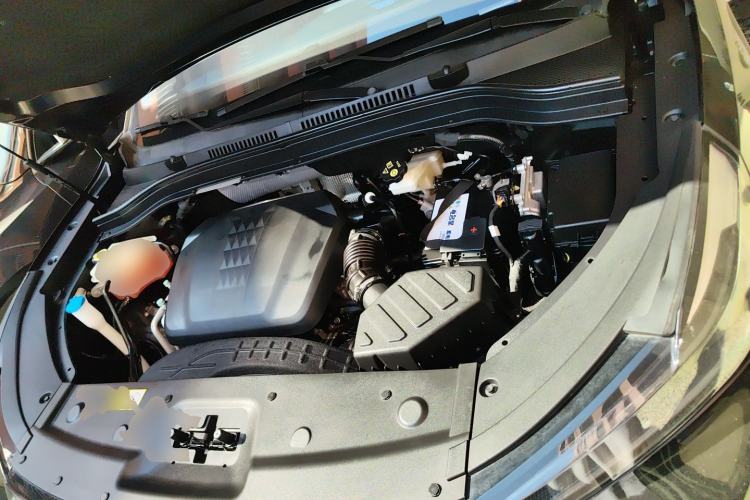 Used SOL QX 2022 300T DCT Moon Exploration Edition Engine Bay