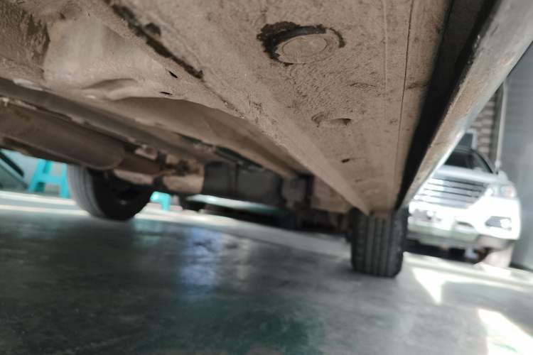 Used SOL QX 2022 300T DCT Moon Exploration Edition Left Side Sill
