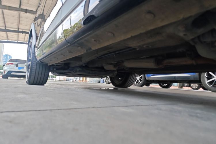 Used SOL QX 2022 300T DCT Moon Exploration Edition Left Side Sill