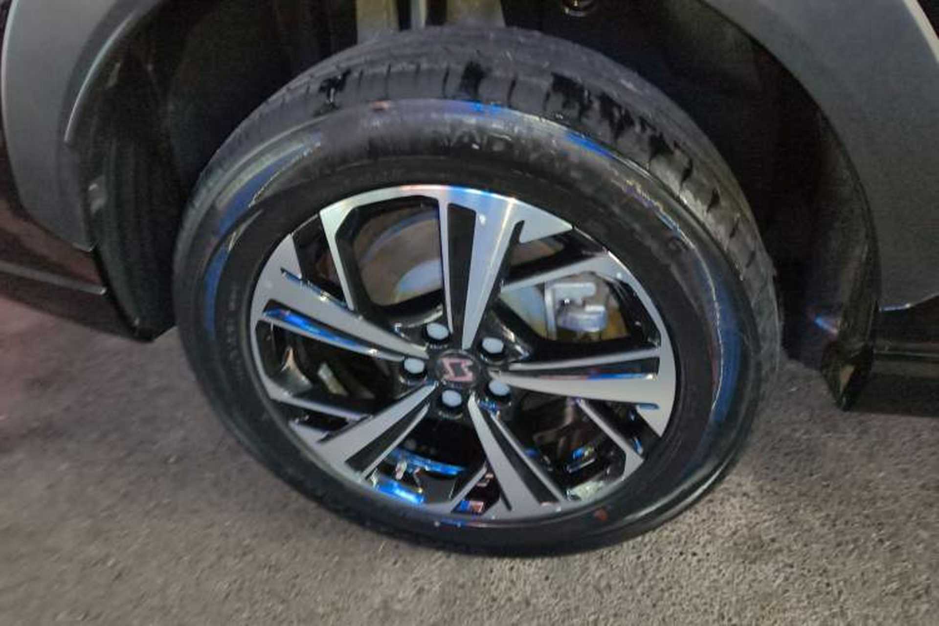 Used SOL QX 2022 300T DCT Moon Exploration Edition Right Rear Wheel Hub
