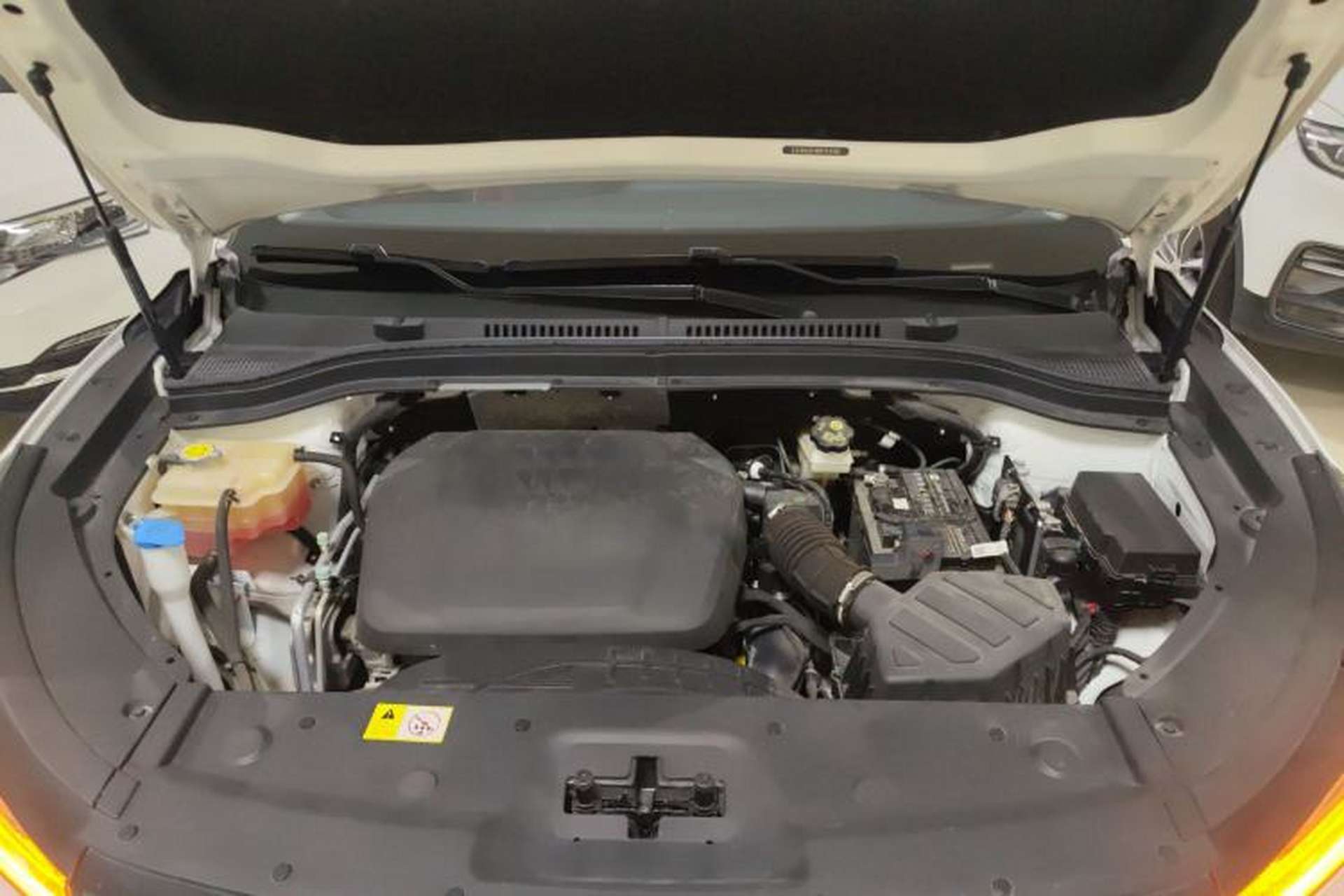 Used SOL QX 2022 300T DCT Moon Exploration Edition Engine Bay