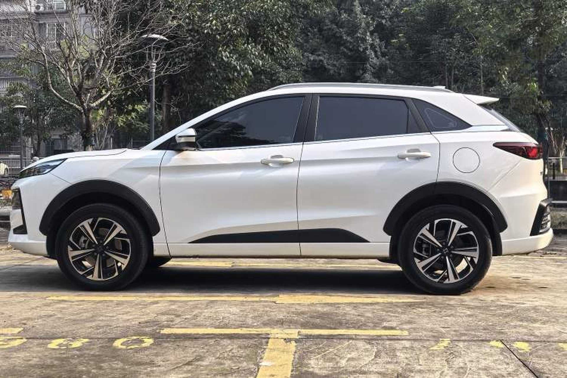 Used SOL QX 2022 300T DCT Moon Exploration Edition Exterior 6