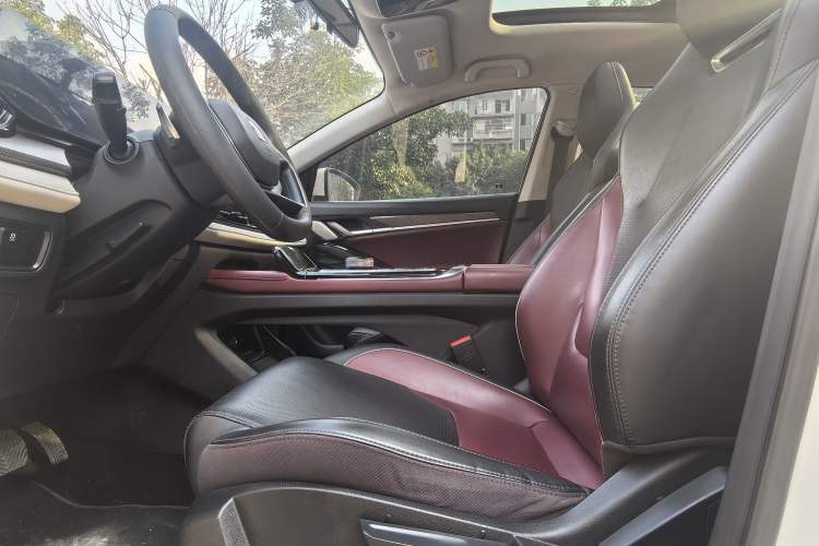Used SOL QX 2022 300T DCT Moon Exploration Edition Interior 10