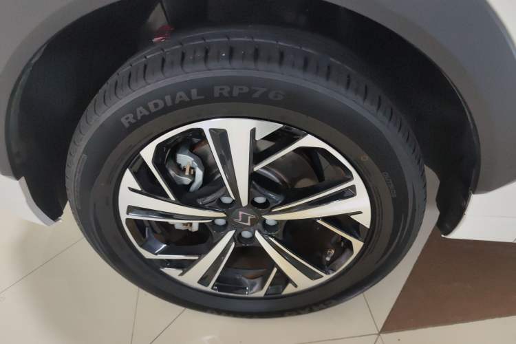 Used SOL QX 2022 300T DCT Moon Exploration Edition Left Front Wheel Hub