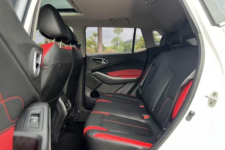 Used SOL X4 2021 1.5T CVT Chief Edition Interior 3