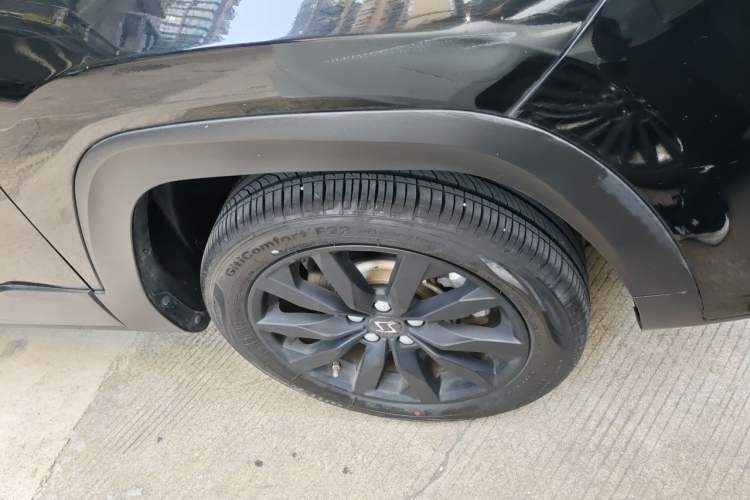 Used SOL X4 2021 1.5T CVT Mech Edition Right Front Wheel Hub