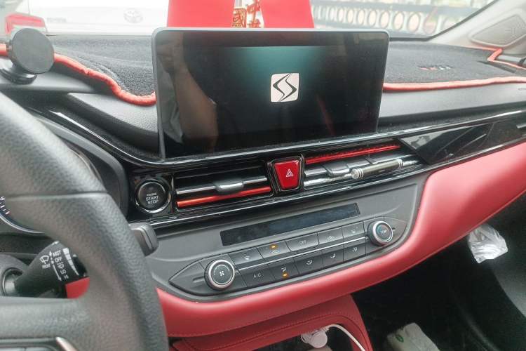 Used SOL X4 2021 1.5T CVT Mech Edition Audio And AC Panel
